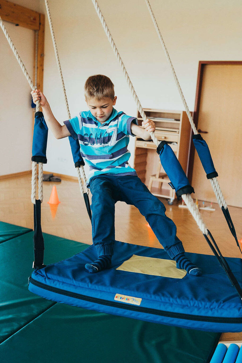 Behandlung von pädiatrischen Auffälligkeiten durch Ergotherapie Haslinger